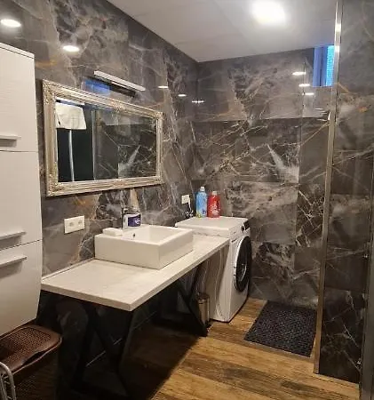 Yanev- Appartement Hof (Bavaria)