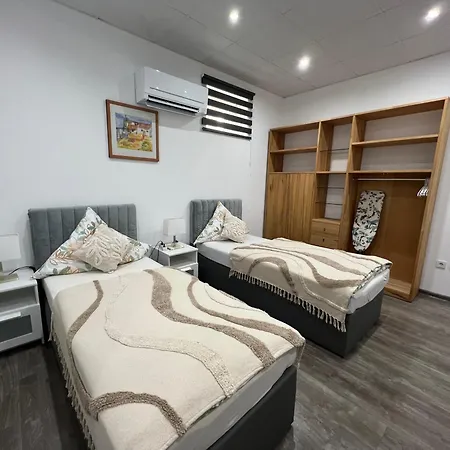Yanev- Appartement Hof (Bavaria)