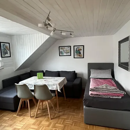 Yanev- Hof Hof (Bavaria)